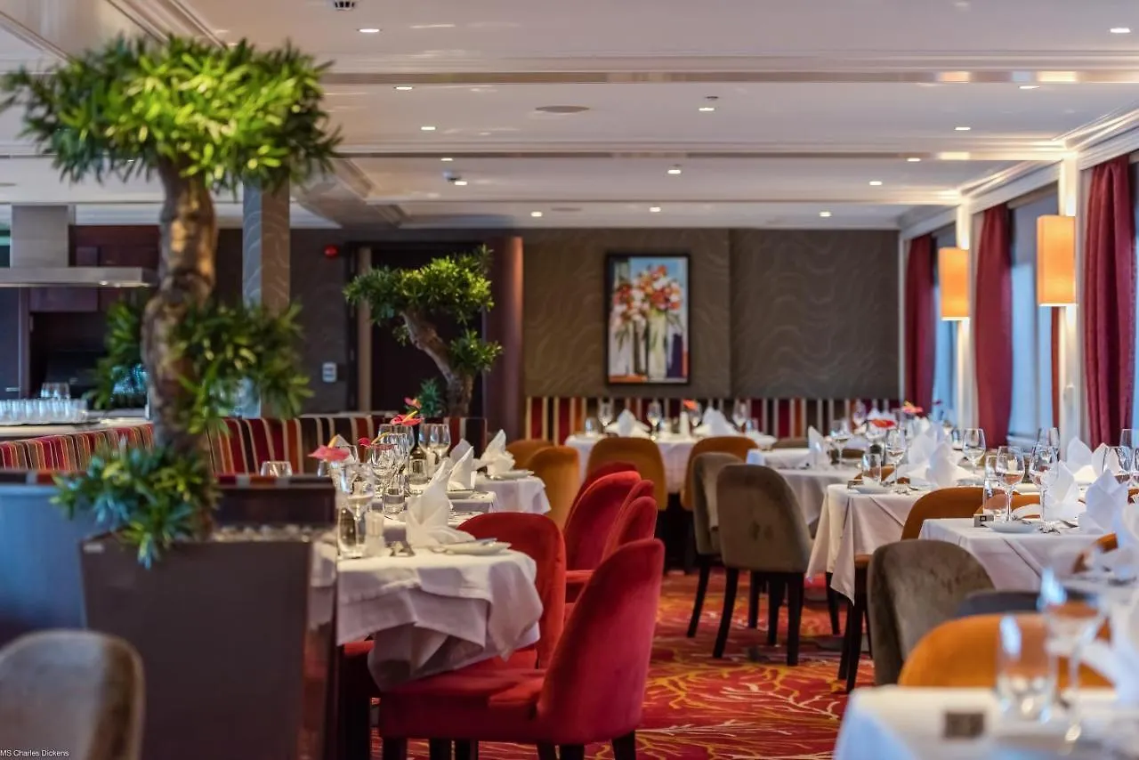 Hotel Select Ms Charles Dickens - Düsseldorf 5*,