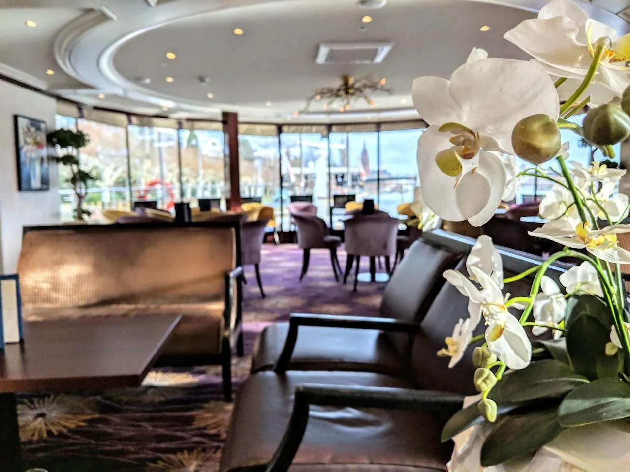 ***** Botel Hotel Select Ms Charles Dickens - Düsseldorf Deutschland