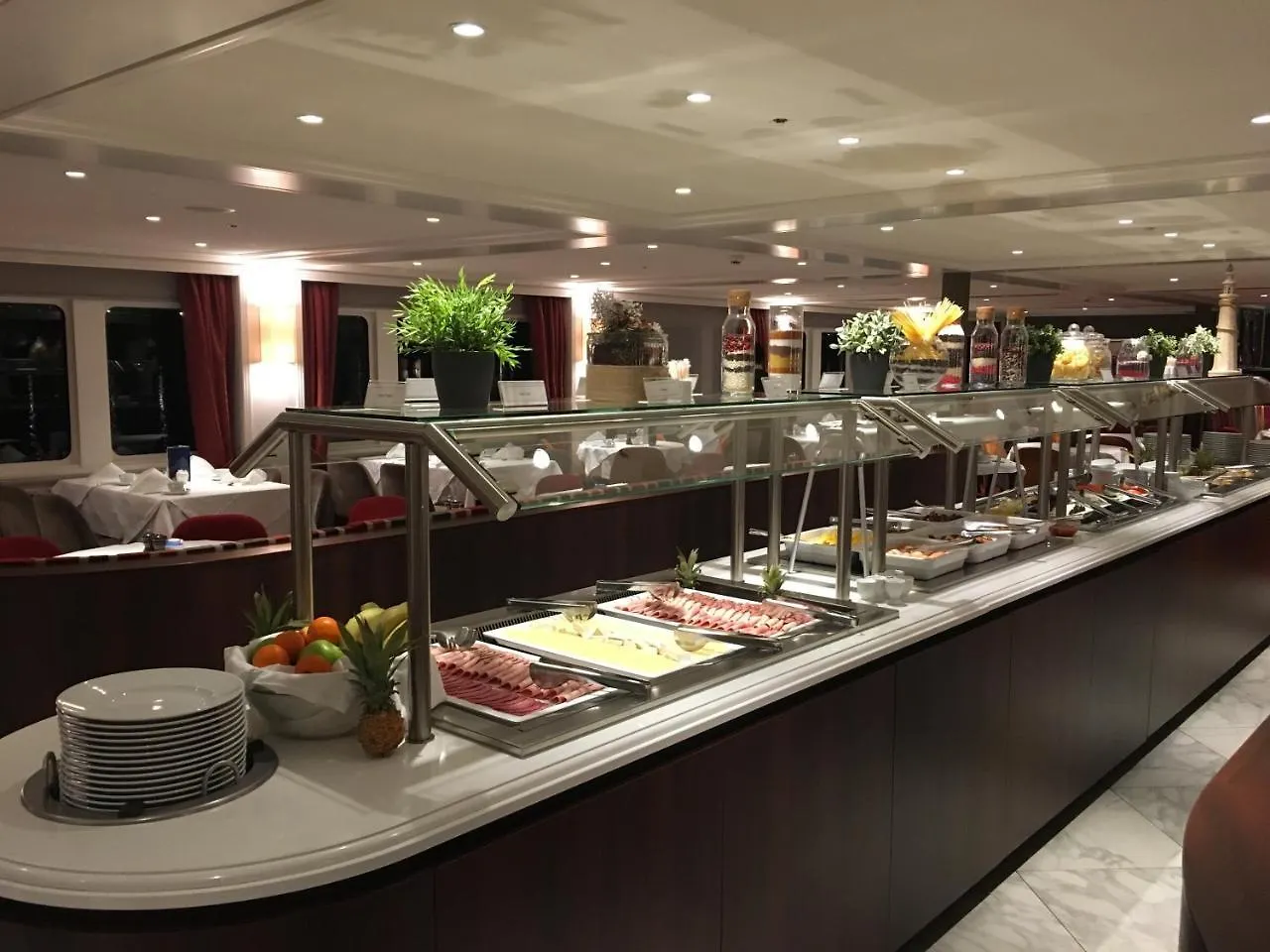 Hotel Select Ms Charles Dickens - Düsseldorf Deutschland